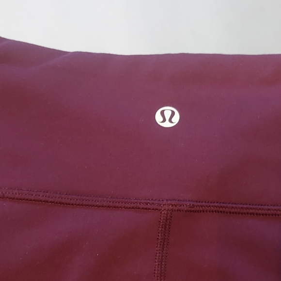 Lululemon Women's leggings SIZE 2 - Picture 11 of 12